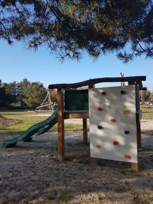 3 Bedroom Chalet On Camping Gt Balen מראה חיצוני תמונה
